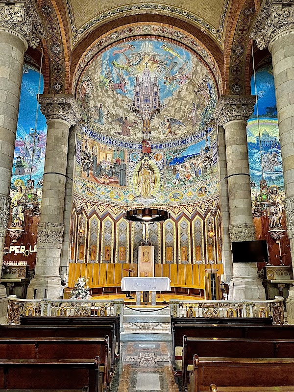 Temple of the Sacred Heart of Jesus 2