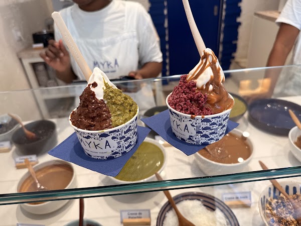 Myka Greek Frozen Yogurt 3