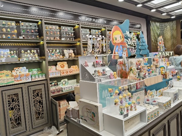 Pop mart Castle Bà Nà 2