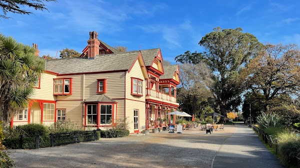 Riccarton House and Bush 4