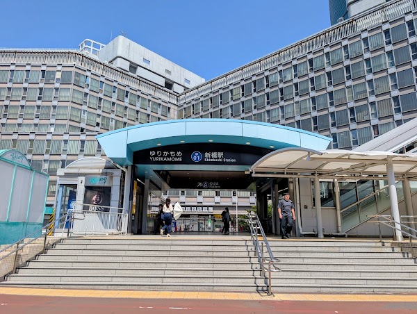 Shimbashi Station 3