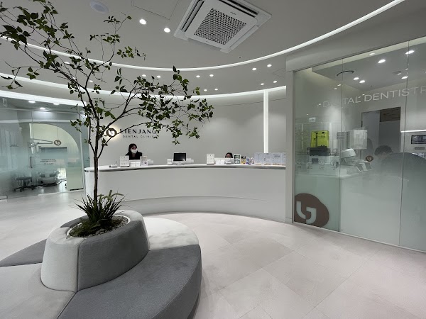 Lienjang Plastic Surgery & Dermatology Gangnam Main Branch 4