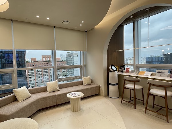 Lienjang Plastic Surgery & Dermatology Gangnam Main Branch 2