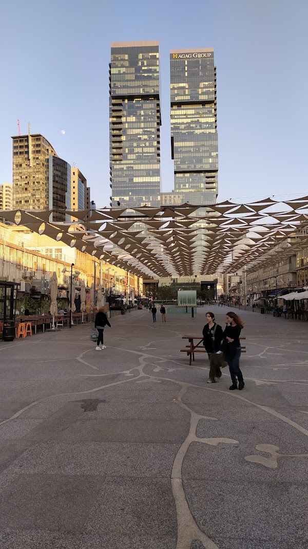 Dizengoff Flea Market 5