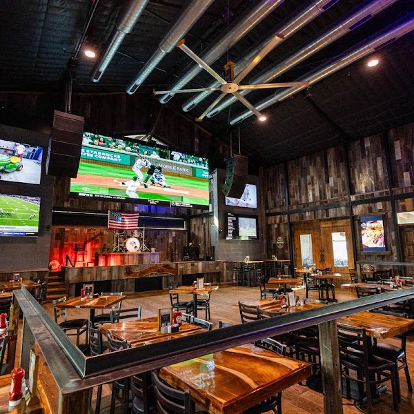 Duke's Roadhouse 1