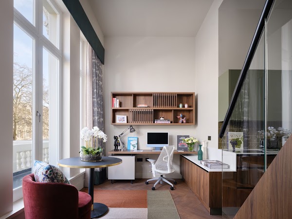Fifty One London 1