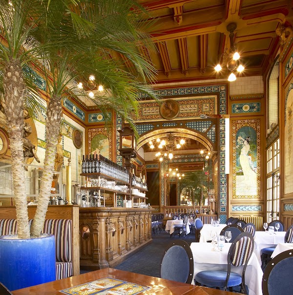France 9