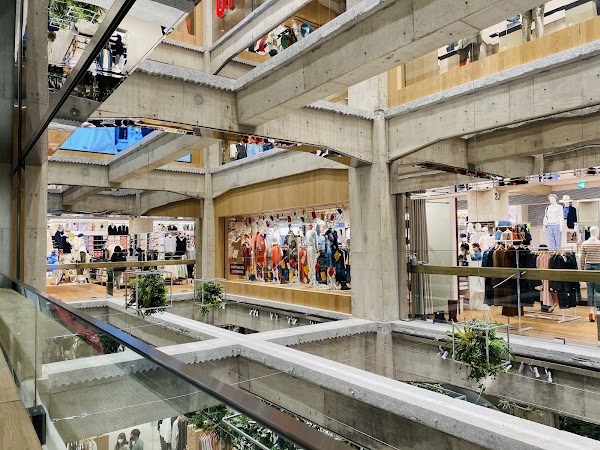 UNIQLO 5