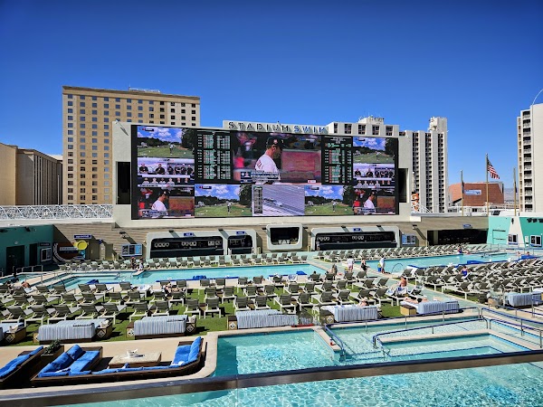 Stadium Swim 5