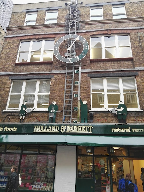 Neal's Yard 3
