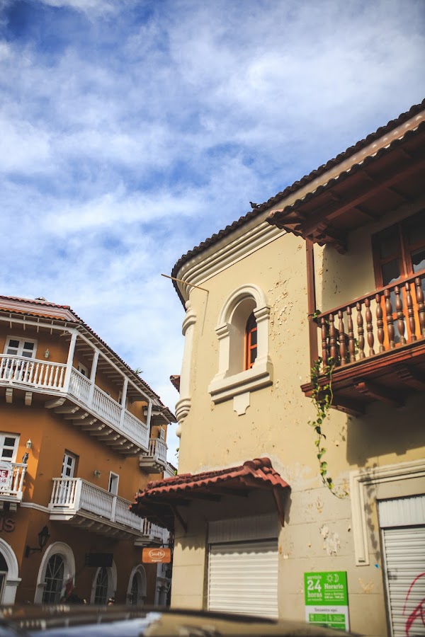Ethnic Thematic Hotel