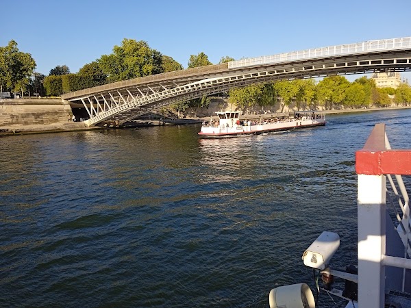 Passerelle Léopold-Sédar-Senghor 7