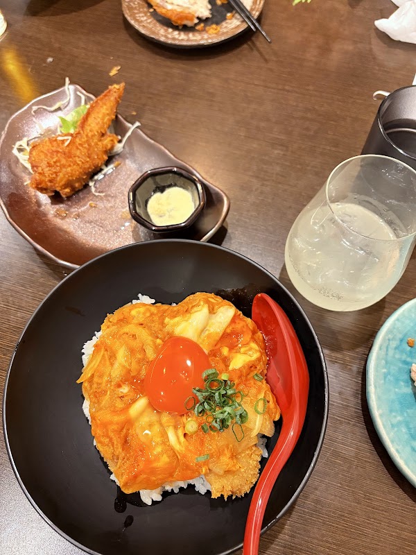 楽 Tanoshi Japanese Tapas and Sake Bar 4