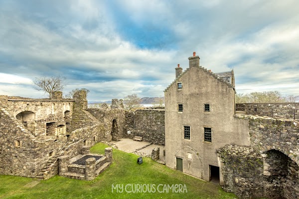 Dunstaffnage Castle and Chapel 4