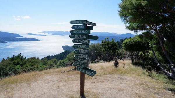 Eatwells Lookout 1