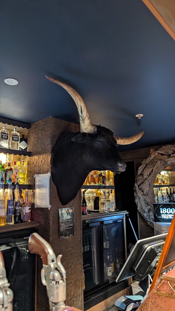 Cowboy's Queenstown 2