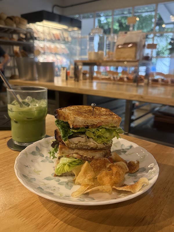 Larder BKK 3
