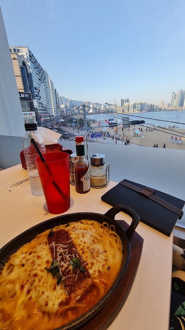 Jackson Pizza Busan Gwangalli 3