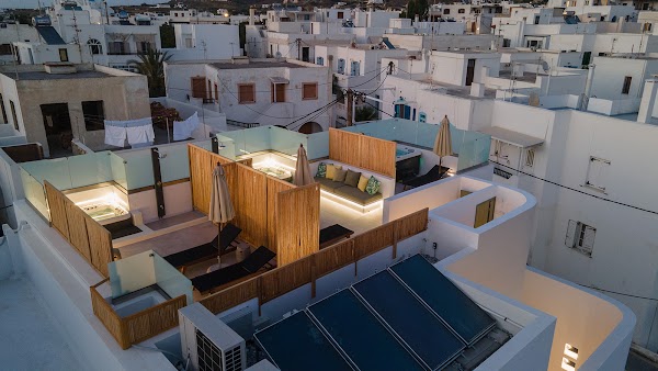 Makava Suites