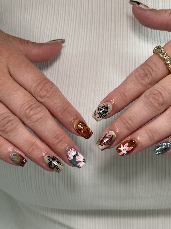 Nail Salon LA CIELO