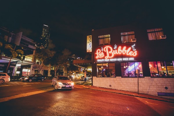 Les Bubbles Steakhouse 4