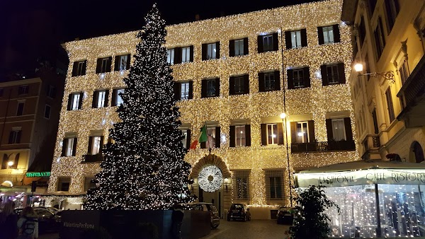 Piazza di Spagna 3