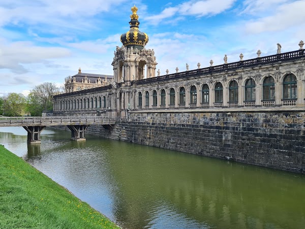 Zwinger 4