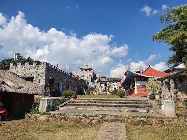 Santichon Village 5