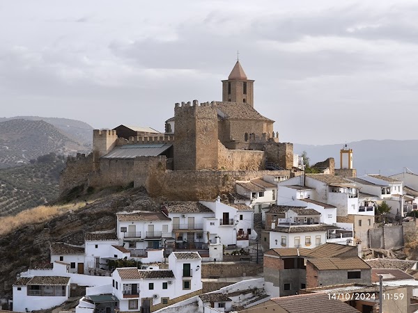 Castillo de Iznájar