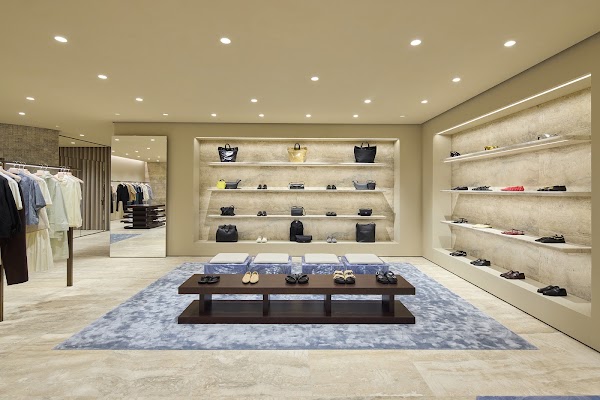 Jil Sander Ginza Six 3