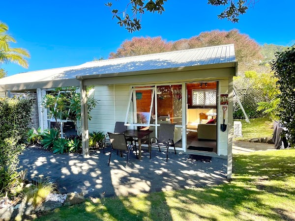 Tatahi Lodge Beach Resort, Hahei