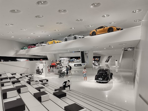 Porsche Museum 5