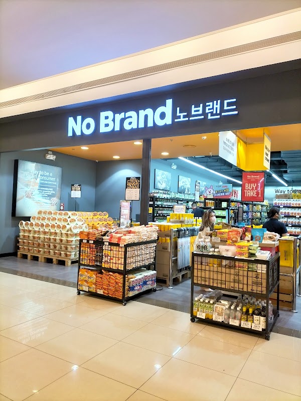 No Brand Festival Mall Alabang