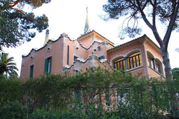Gaudí House Museum 4