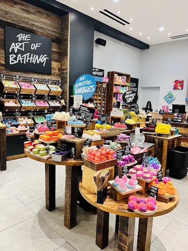 Lush Cosmetics Mandalay Bay 4