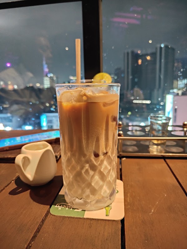 Mantra Rooftop Bar and Lounge 5