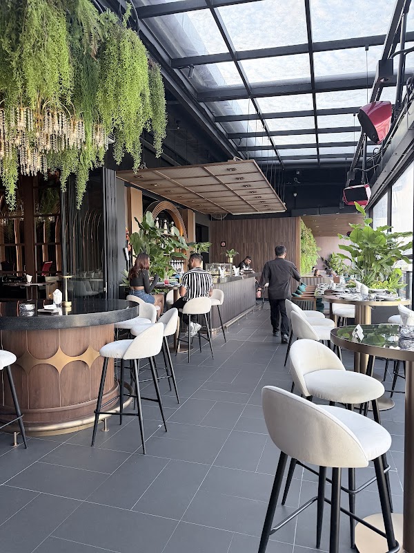 Mantra Rooftop Bar and Lounge 2