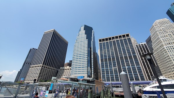 Pier 11 / Wall St. 5