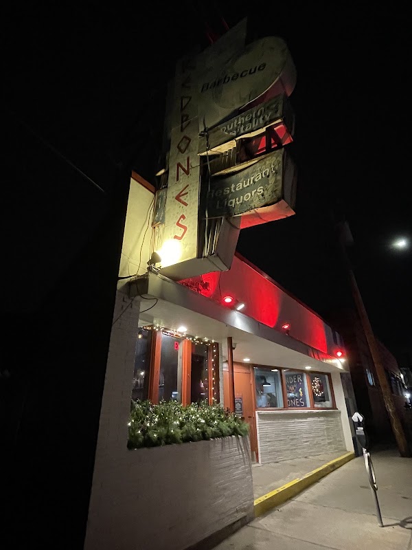 Redbones Barbecue 3