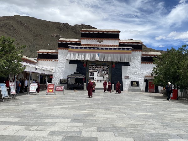 Tashilhunpo Monastery 5