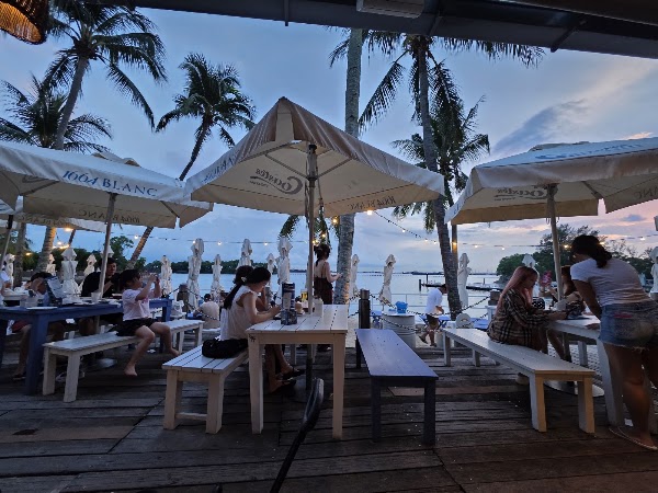 Coastes - Beach Bar & Restaurant | Siloso Beach, Sentosa 2