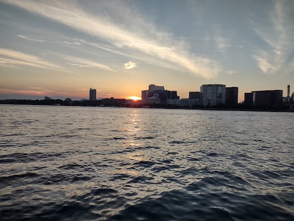 Harborwalk 4
