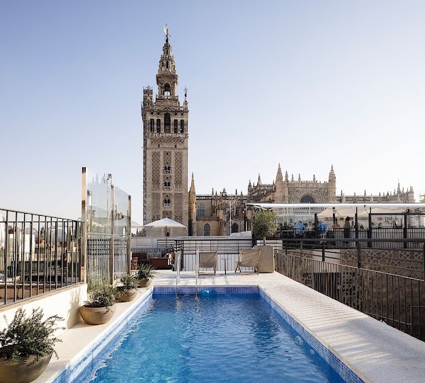 EME Catedral Mercer Hotel