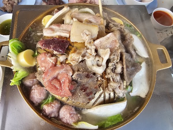 Chang Phueak Mu Kratha 4