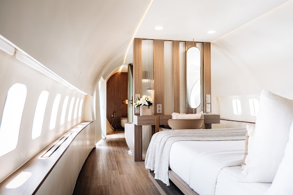 Private Jet Villa 5