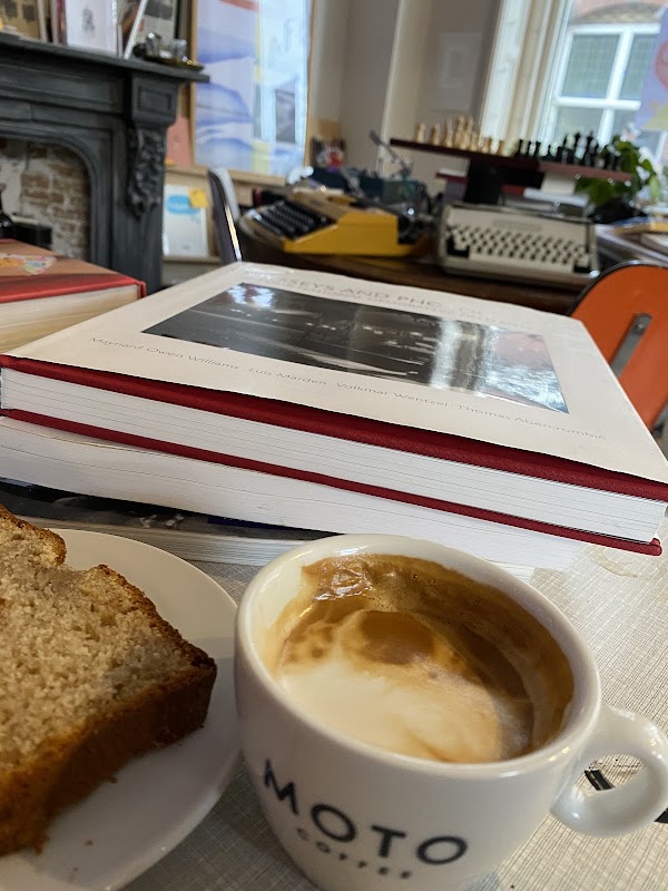 Cafca — Coffee, Design, Books & Vintage 5