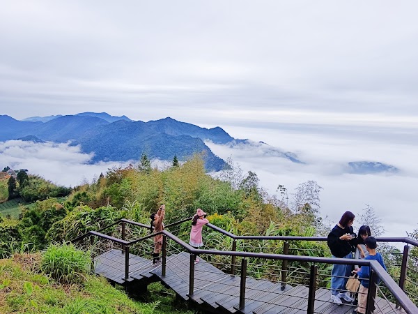 隙頂二延平步道觀雲平台
