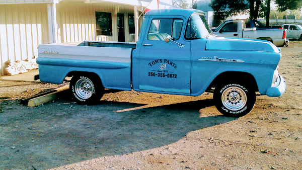 Tom's Parts & Salvage 3