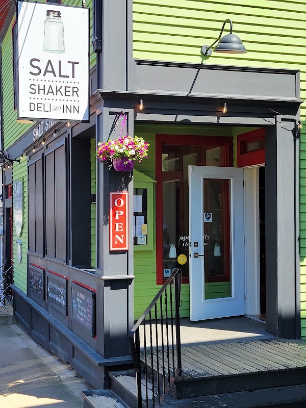 Salt Shaker Deli & Inn