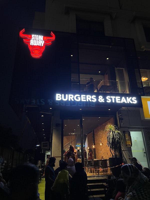 SteakAway - Gulberg (Burgers & Steaks) 1